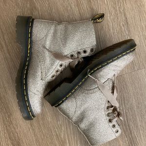 Dr. Martens 1460 Farrah Chunky Glitter Boots in Gold Size 6